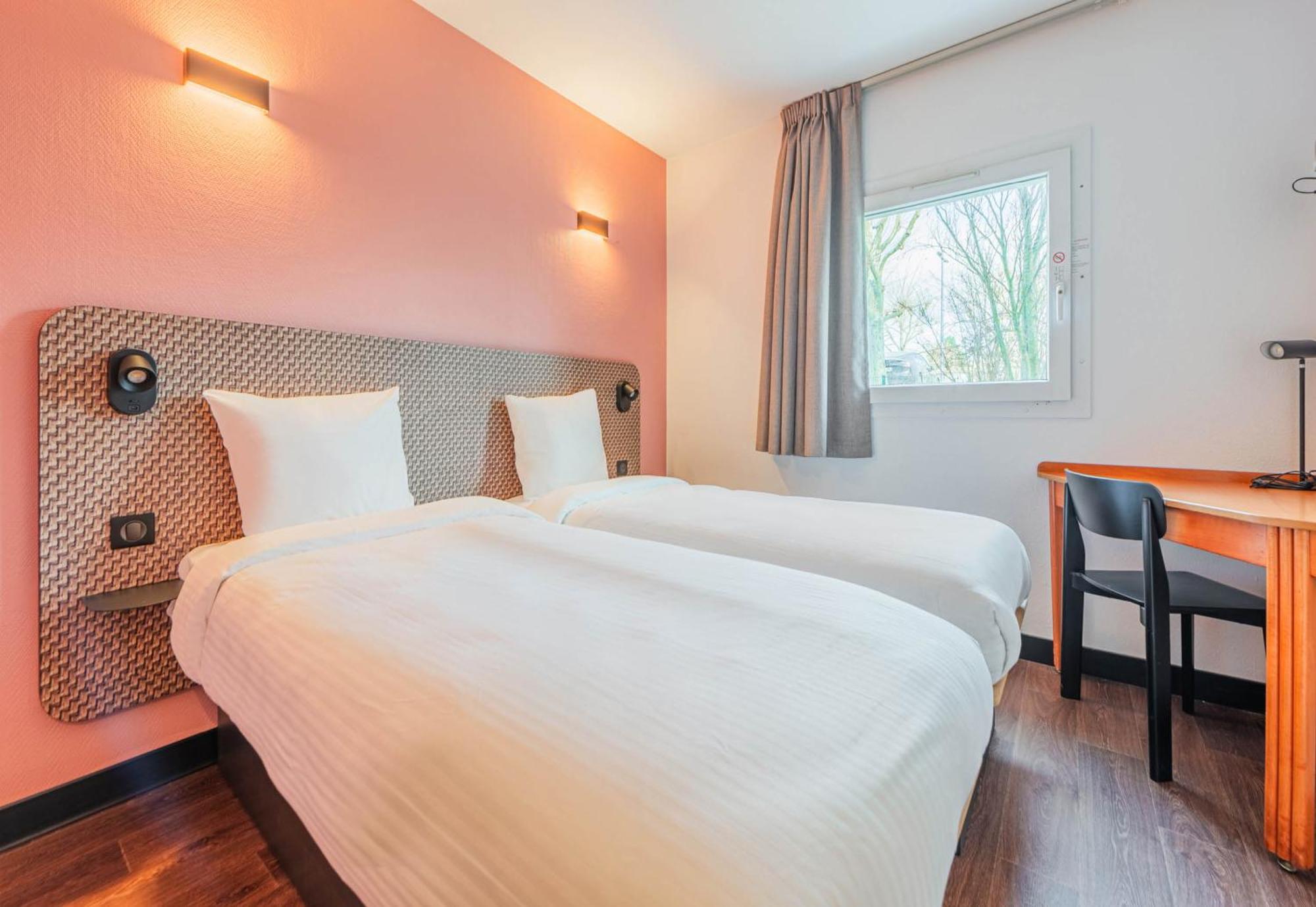 B&B Hotel Strasbourg Nord Mundolsheim Extérieur photo