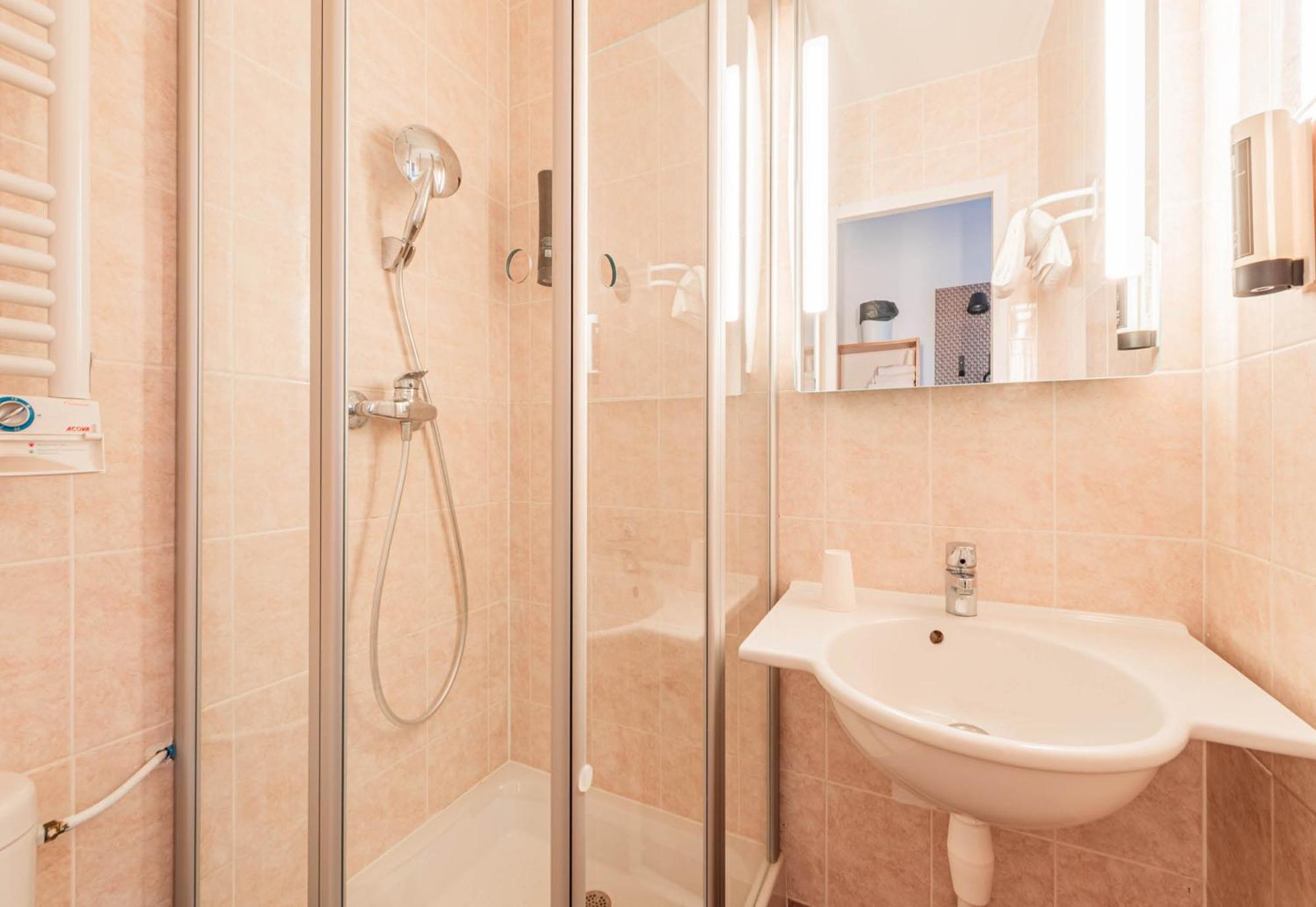 B&B Hotel Strasbourg Nord Mundolsheim Extérieur photo